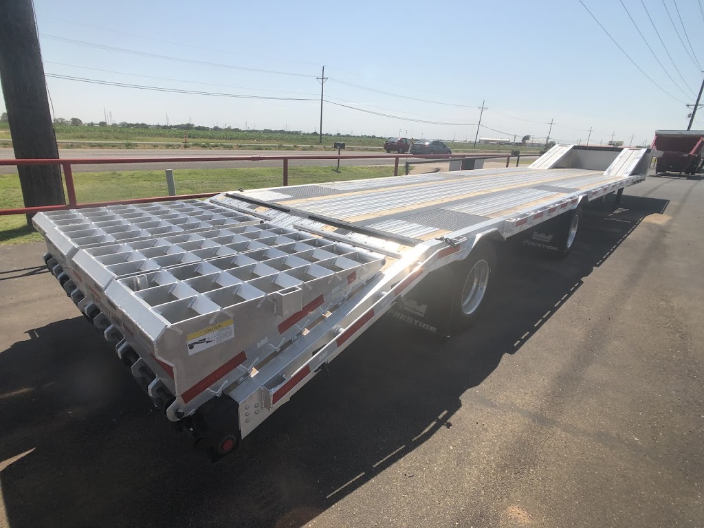 Area Trailer Sales and Rentals | 3217 E Slaton Hwy, Lubbock, TX 79404, USA | Phone: (806) 745-5535