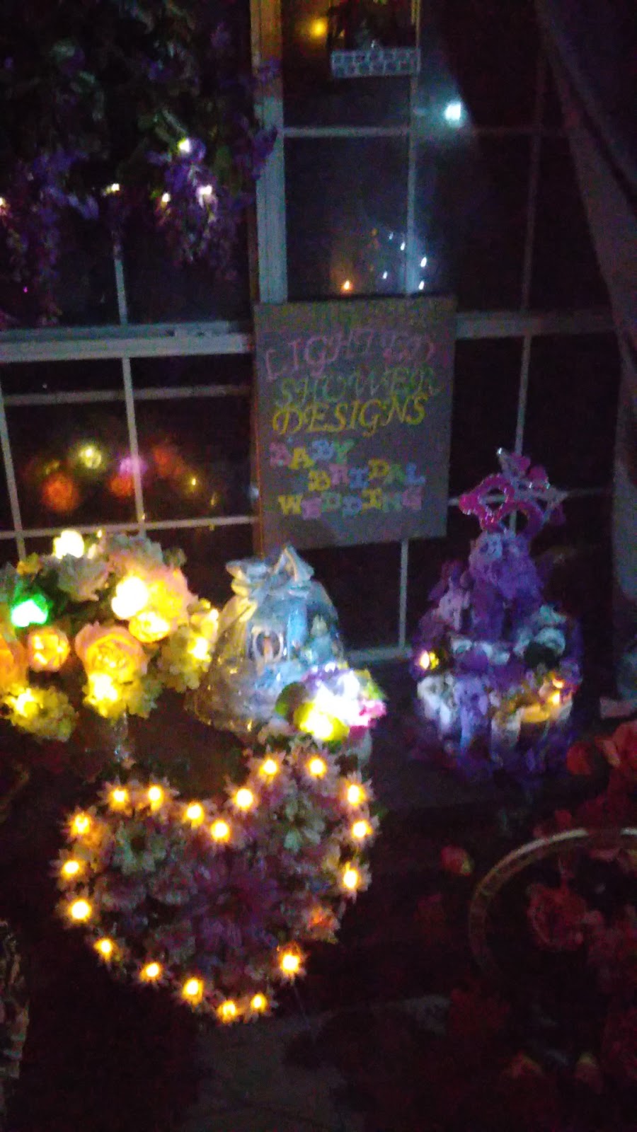 Lighted Silk Floral Designs | 10010 Shipptown Rd, Empire, AL 35063, USA | Phone: (205) 607-7327