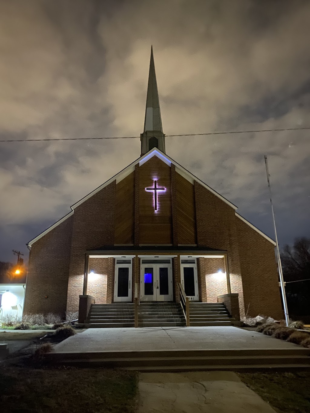 First Baptist Church of Mission | 5641 Outlook St, Mission, KS 66202, USA | Phone: (913) 432-2991