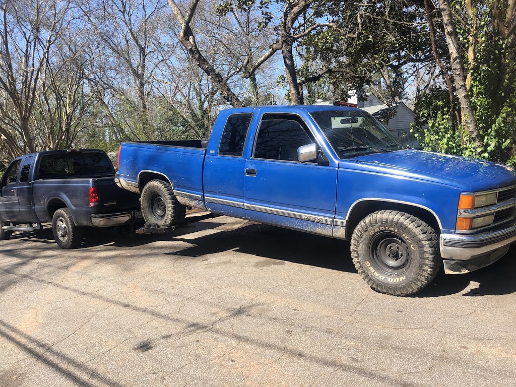 Desean towing | 4241 Hendrix Dr, Forest Park, GA 30297, USA | Phone: (470) 272-9574