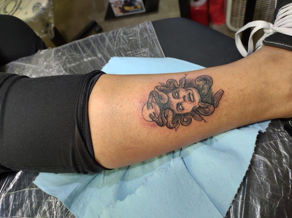 Jay tattoos | Priv. Abay 12643, UrbiVilla Del Prado II, 22170 Tijuana, B.C., Mexico | Phone: 664 809 7637