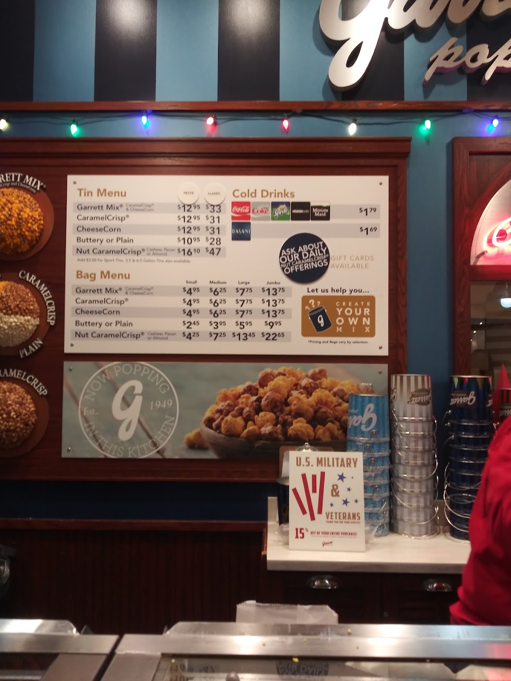 Garrett Popcorn Shops | Twelve Oaks Mall, 27500 Novi Rd, Novi, MI 48377 | Phone: (888) 476-7267