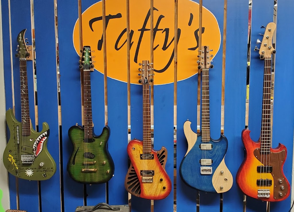 Taftys Home for Wayward Guitars | 83 E Water St #N339, Rockland, MA 02370, USA | Phone: (781) 831-7236