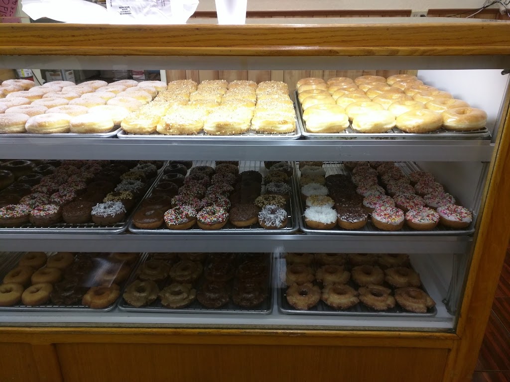 J-R Donuts | 1838 Bellevue Rd, Atwater, CA 95301, USA | Phone: (209) 357-2318