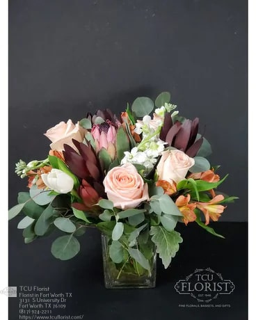 TCU Florist & Flower Delivery | 3131 S University Dr, Fort Worth, TX 76109, USA | Phone: (817) 924-2211