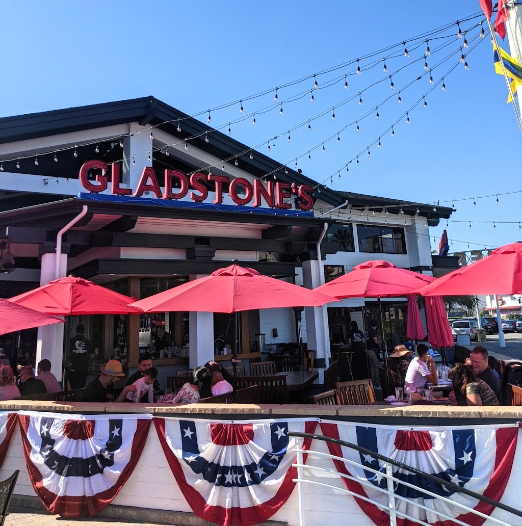 Gladstones Long Beach | 330 S Pine Ave, Long Beach, CA 90802, USA | Phone: (562) 432-8588