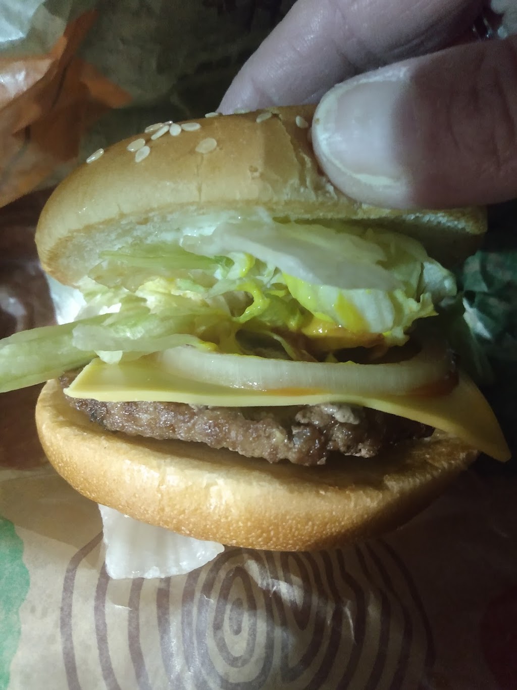 Burger King | 717 W Trenton Ave, Findlay, OH 45840, USA | Phone: (419) 424-3209