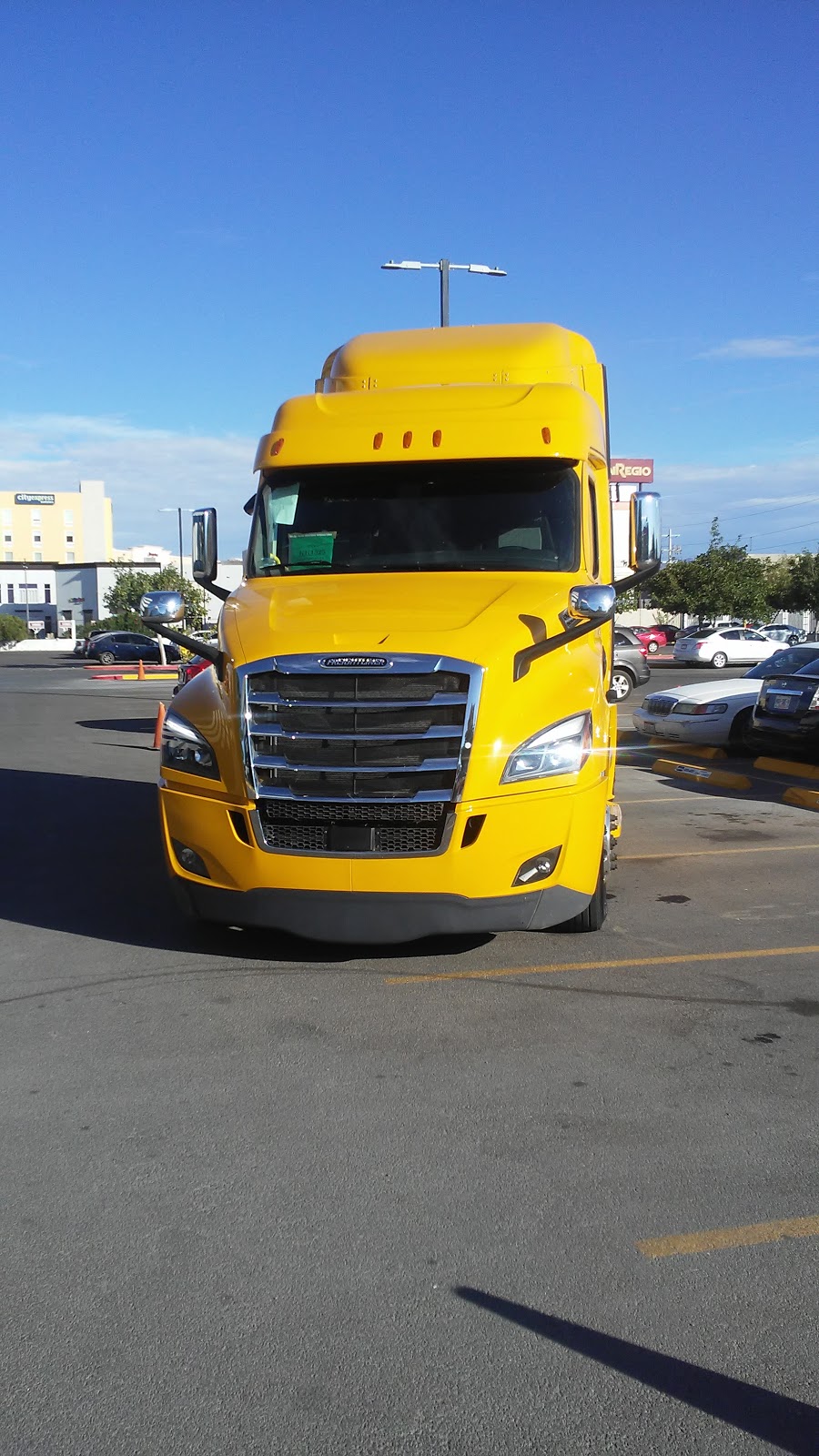 Camionera de Chihuahua SA de CV | Lib. Aeropuerto 7639, 33696 Cd Juárez, Chih., Mexico | Phone: 656 232 5145