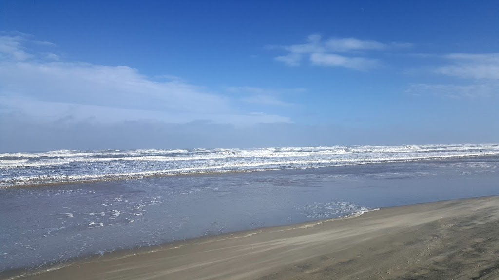Carova Beach Park & Boat Ramp | 2100 Ocean Pearl Rd, Corolla, NC 27927, USA | Phone: (252) 232-3007