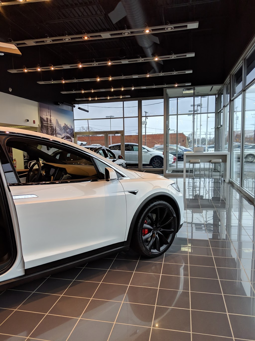 Tesla | 5180 Mayfield Rd, Lyndhurst, OH 44124, USA | Phone: (440) 461-1016