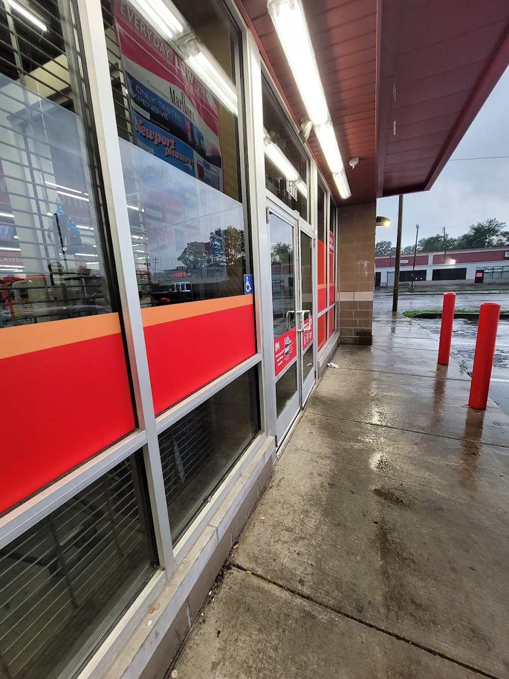 Family Dollar | 15100 Wyoming Ave, Detroit, MI 48238, USA | Phone: (313) 992-7741