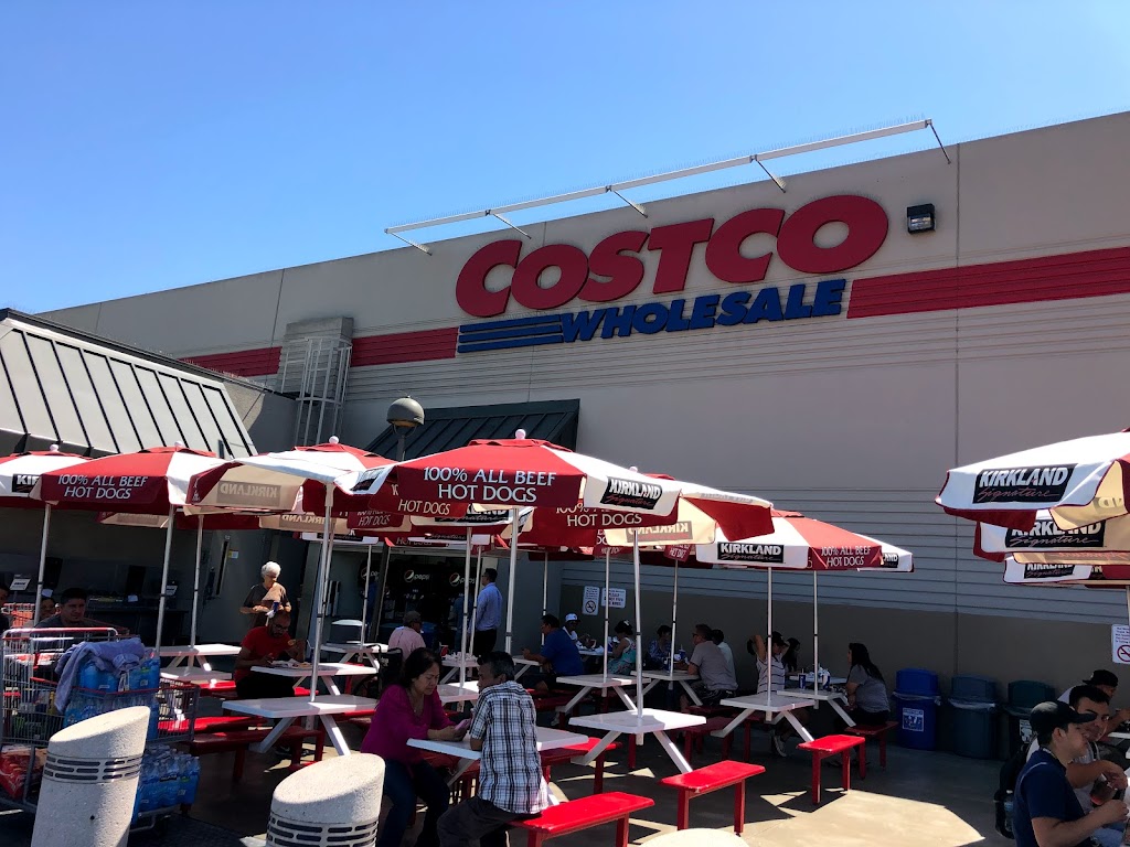 Costco Food Court | 2200 E Willow St, Signal Hill, CA 90755, USA | Phone: (562) 424-7303