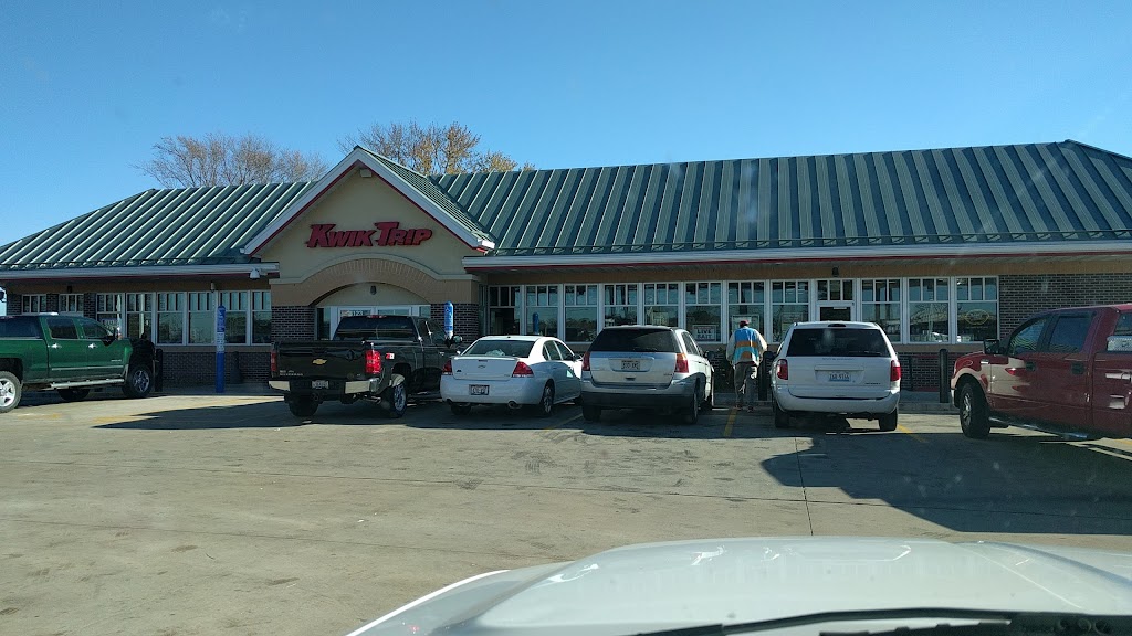 KWIK TRIP #326 | 3123 US-51, Janesville, WI 53546, USA | Phone: (608) 752-3354