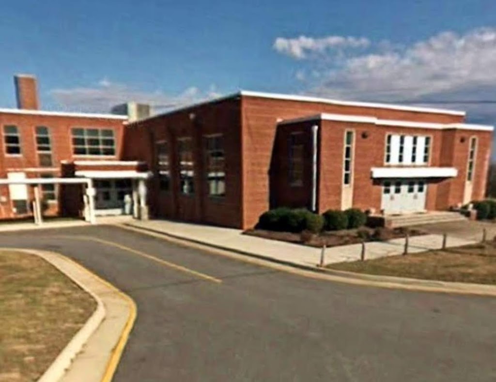 G. W. Carver Elementary School | 220 Trott Cir, Martinsville, VA 24112, USA | Phone: (276) 957-2226