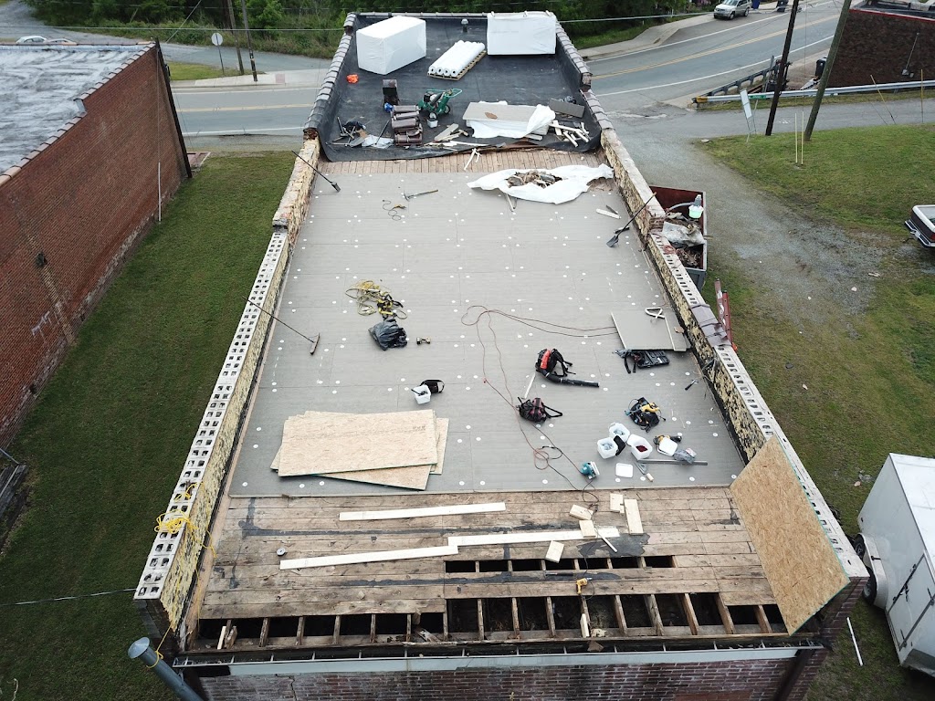 Mitchell Roofing, Inc. | 2355 Durham St Ext, Burlington, NC 27217 | Phone: (336) 227-9704