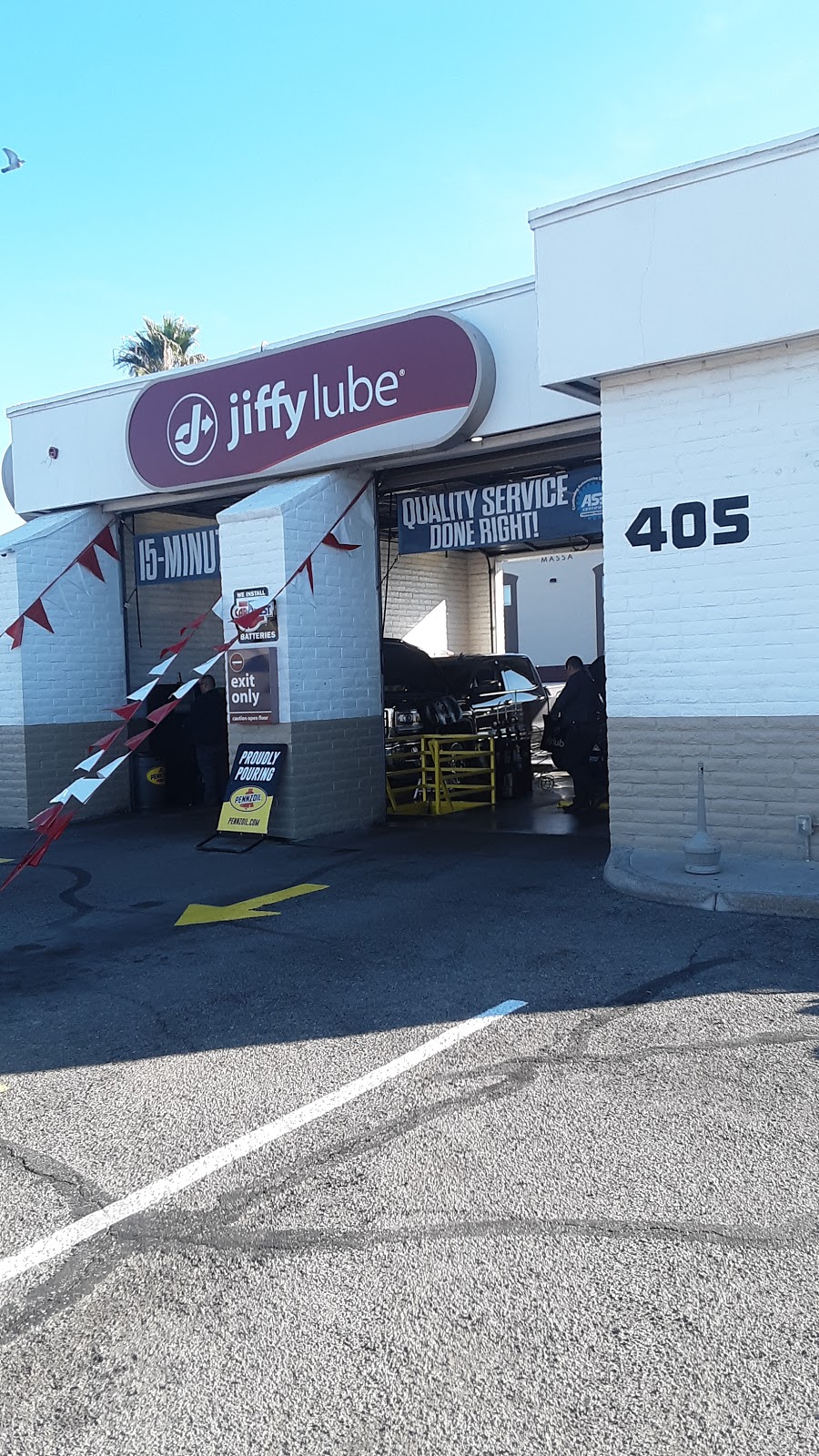 Jiffy Lube | 405 W Valencia Rd, Tucson, AZ 85706, USA | Phone: (520) 294-9809