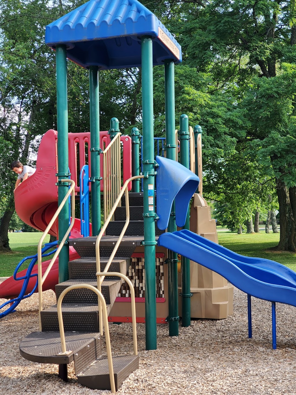 Pleasant Ridge Park | 1350 Pleasant Ridge Dr, Lexington, KY 40509, USA | Phone: (859) 288-2900