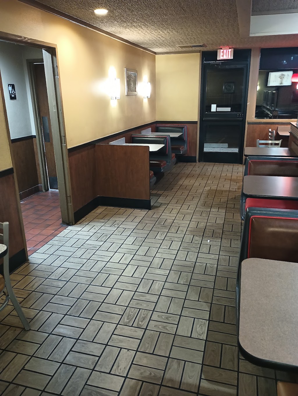 Carl’s Jr. | 3090 N Toltec Rd, Eloy, AZ 85131, USA | Phone: (520) 466-9385