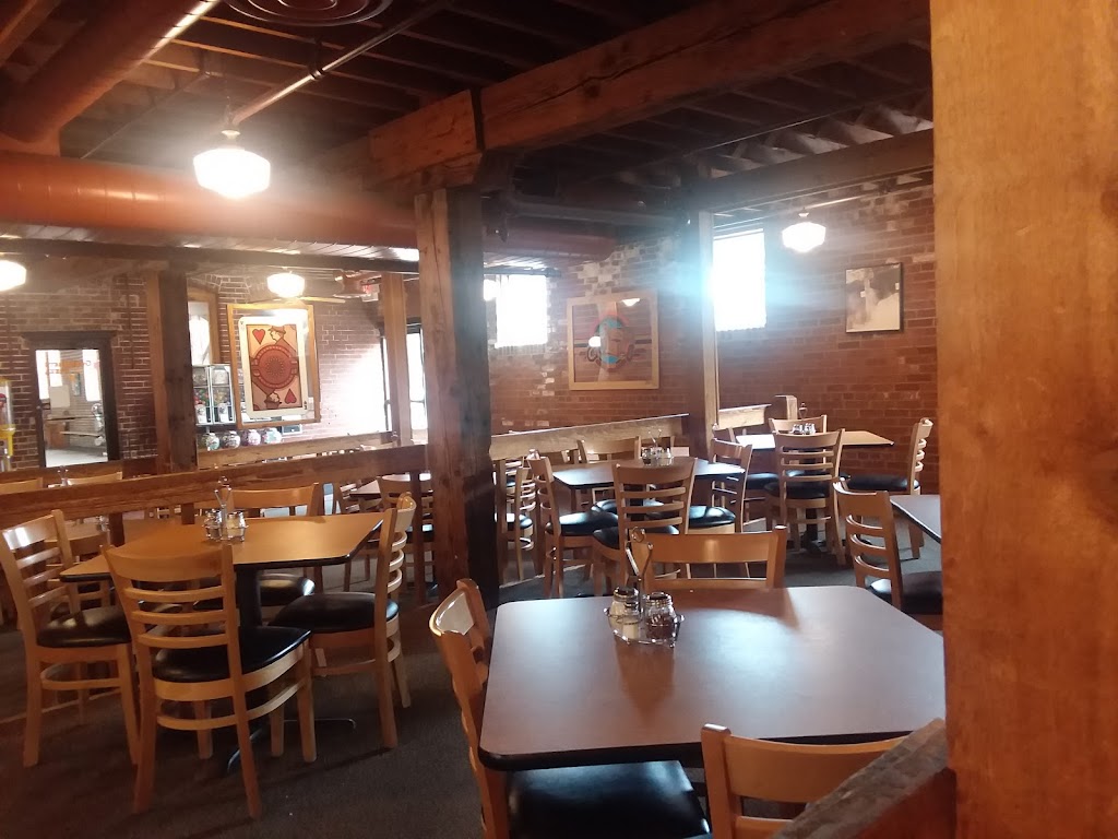 Godfathers Pizza | 2000 Old W Main St, Red Wing, MN 55066 | Phone: (651) 388-1138