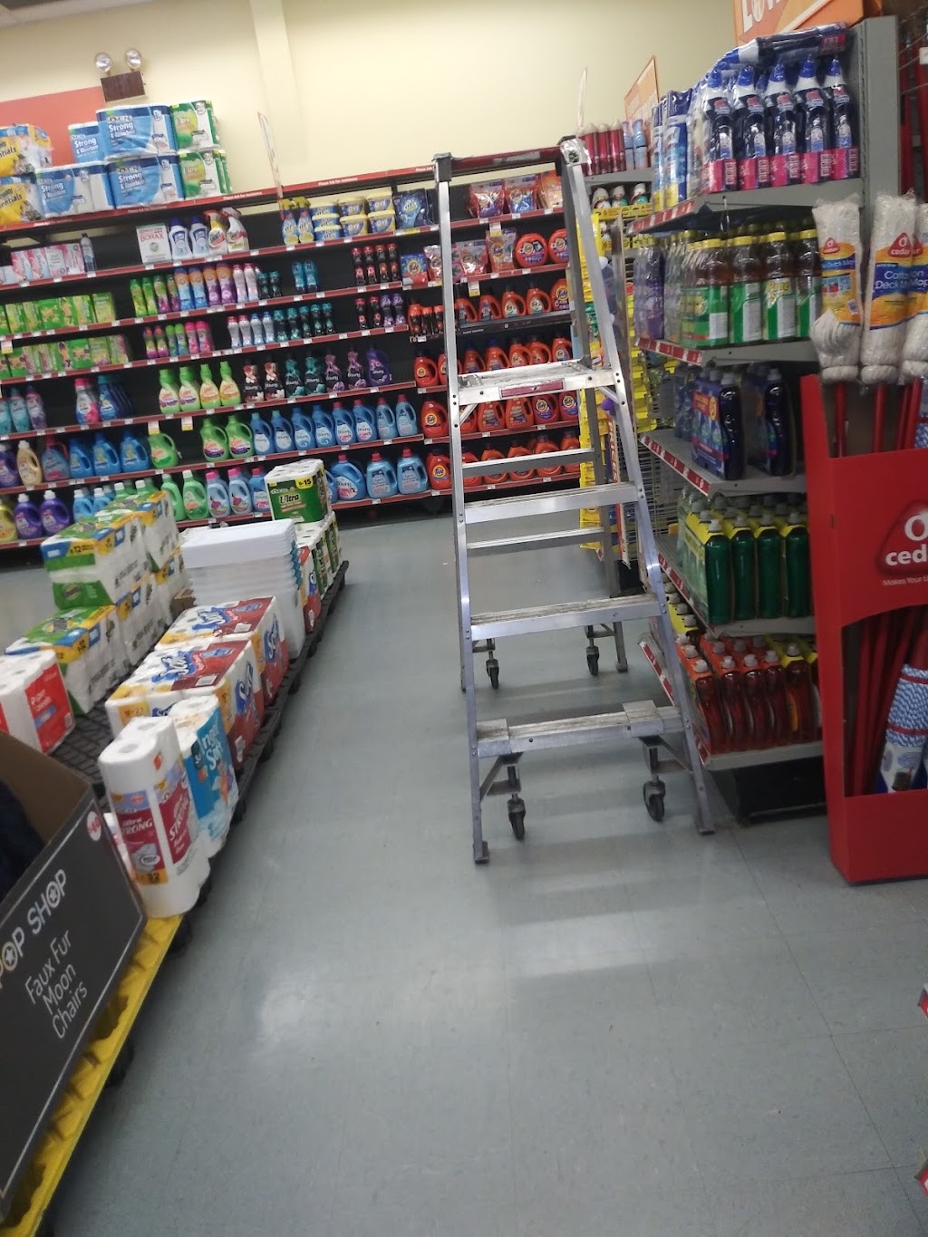 Family Dollar | 1832 Franklin St, Toronto, OH 43964, USA | Phone: (740) 337-2015