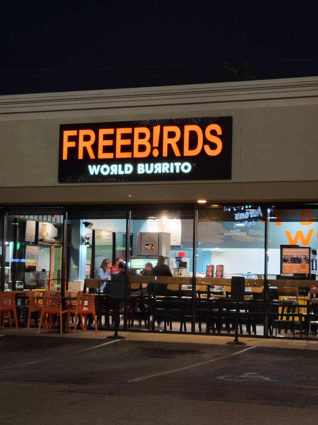 Freebirds World Burrito | 1301 W Pipeline Rd, Hurst, TX 76053, USA | Phone: (817) 282-8100