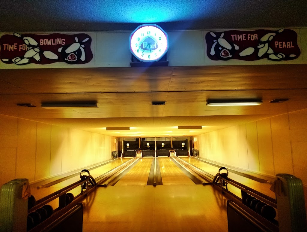 Bexar Bowling Society | 15681 Bexar Bowling, Marion, TX 78124, USA | Phone: (830) 420-2512