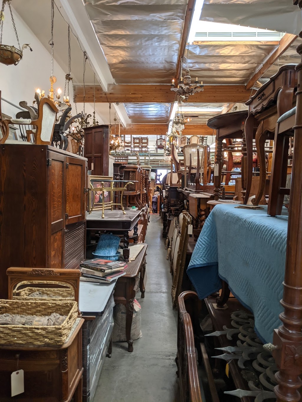 Heredia Antiques | 1840 S Santa Fe St unit e, Santa Ana, CA 92705, USA | Phone: (714) 979-2811