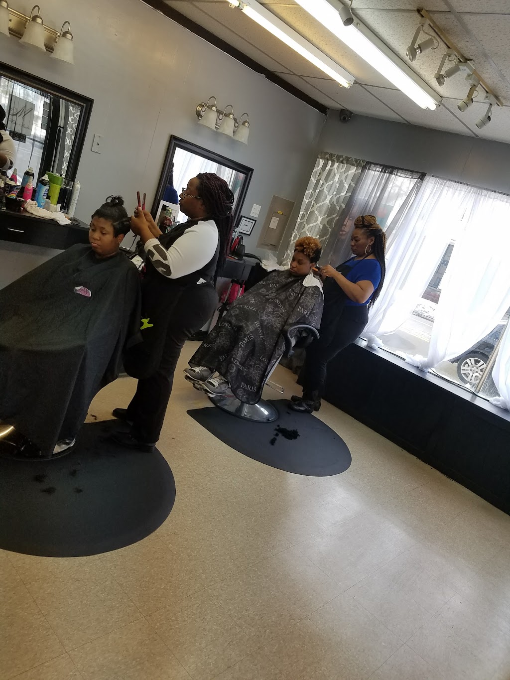 M. Hair Studio | 1681 Hamilton Ave, Hamilton Township, NJ 08629, USA | Phone: (609) 570-5153