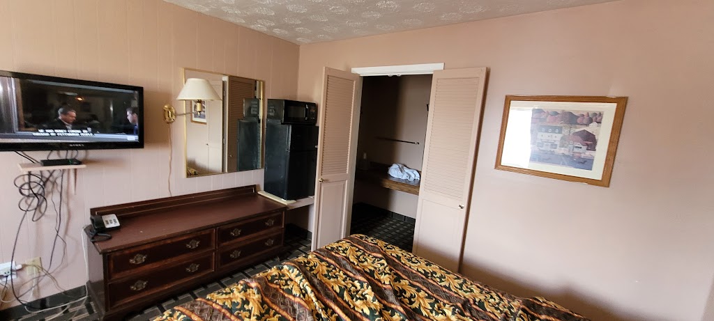 Lodge Keeper Motel | 29101 23 Mile Rd, New Baltimore, MI 48047, USA | Phone: (586) 949-4520