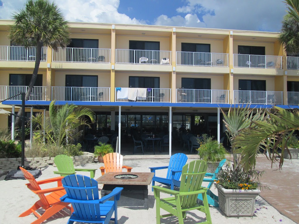 WAVES Beach Front Cafe | 10650 Gulf Blvd, Treasure Island, FL 33706, USA | Phone: (727) 360-5531