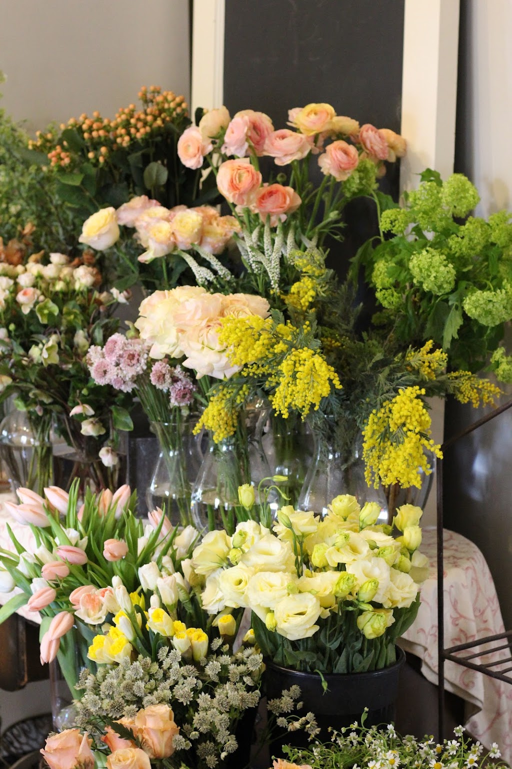 Alpharetta Flower Market | 980 Birmingham Rd, Alpharetta, GA 30004, USA | Phone: (770) 475-2341