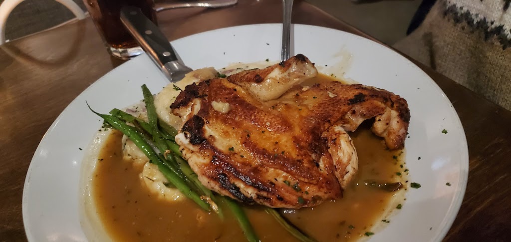 Montrose Town Kitchen & Grill | 2276 Honolulu Ave, Montrose, CA 91020, USA | Phone: (818) 248-1881