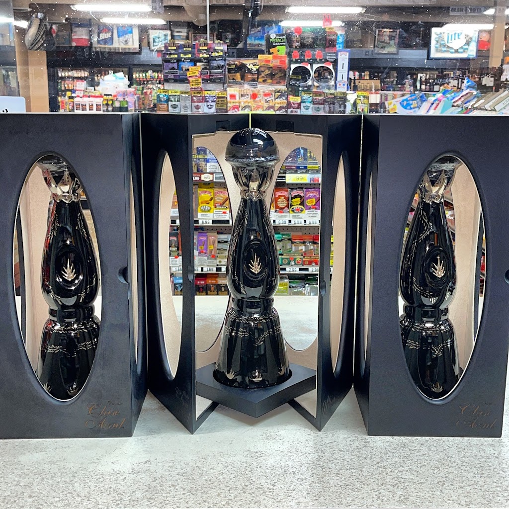 Buscemis Waterford | 1325 W Huron St, Waterford Township, MI 48328, USA | Phone: (248) 682-7949