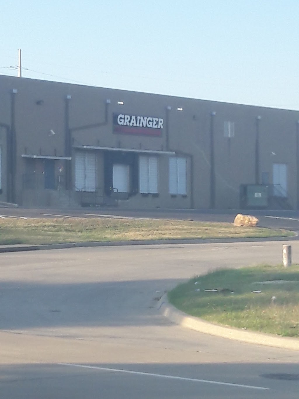 Grainger Industrial Supply | 2251 E Division St A, Arlington, TX 76011, USA | Phone: (800) 472-4643