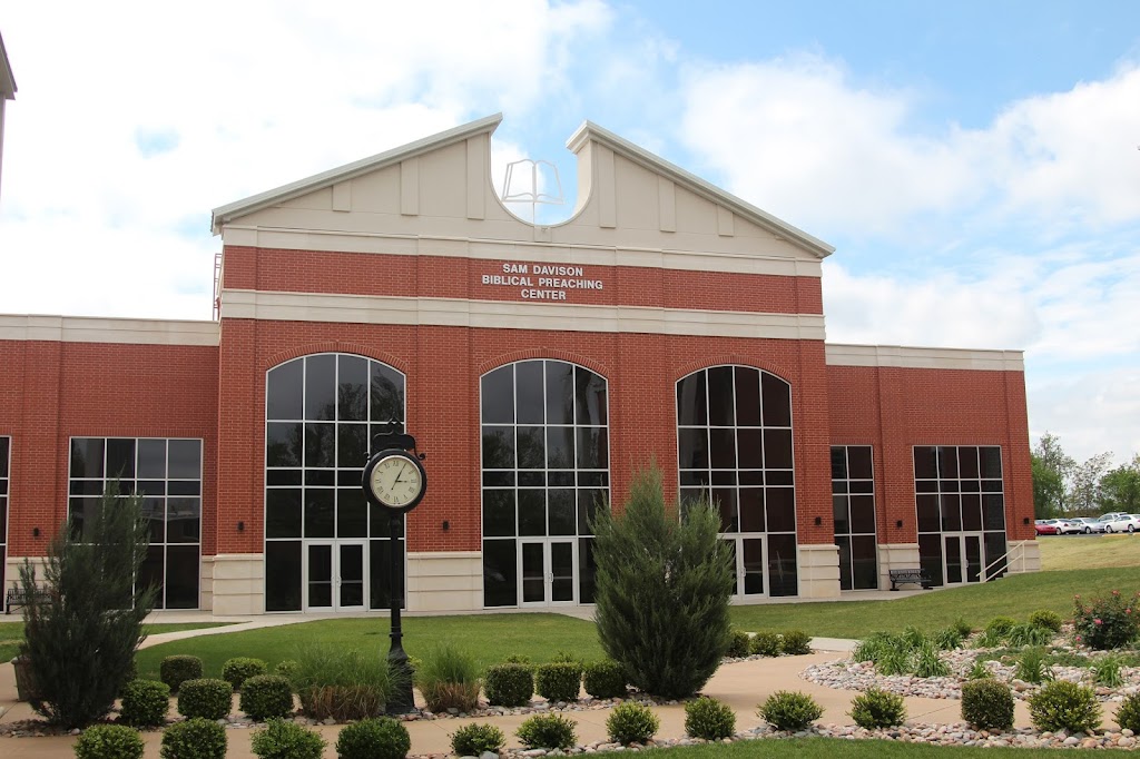 Heartland Baptist Bible College | 4700 NW 10th St, Oklahoma City, OK 73127, USA | Phone: (405) 943-9330