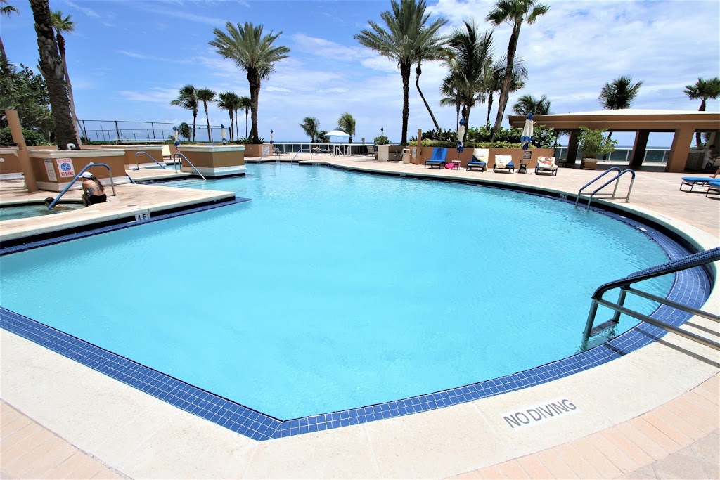 Elite Luxury Listings | 20730 NE 4th Pl #203, North Miami Beach, FL 33179, USA | Phone: (786) 590-9253