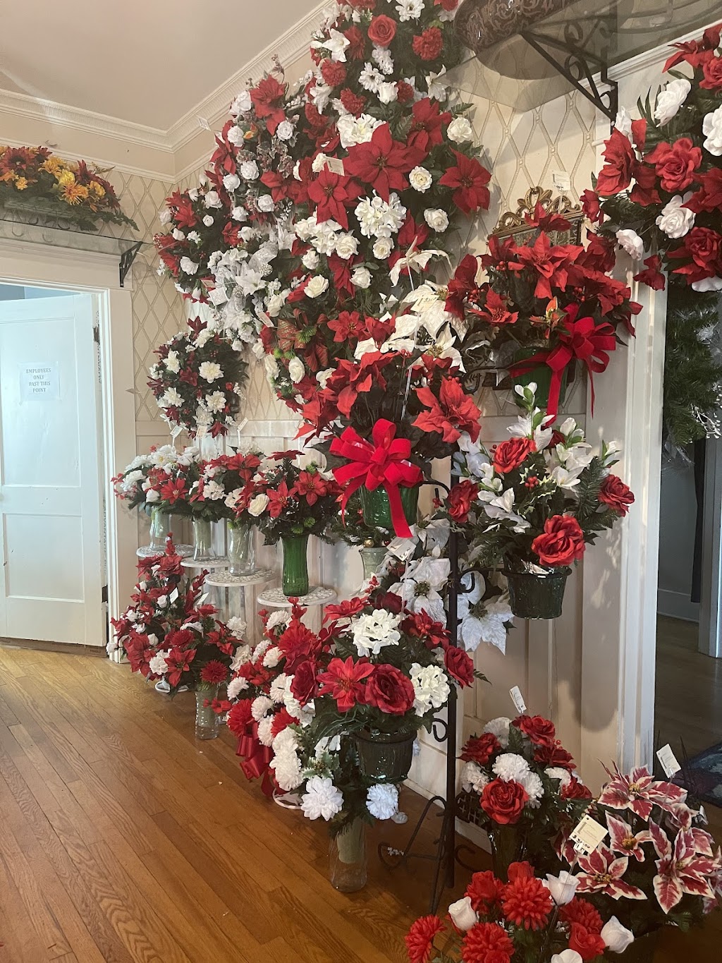 Asheboro Florist | 412 Sunset Ave, Asheboro, NC 27203, USA | Phone: (336) 629-4755