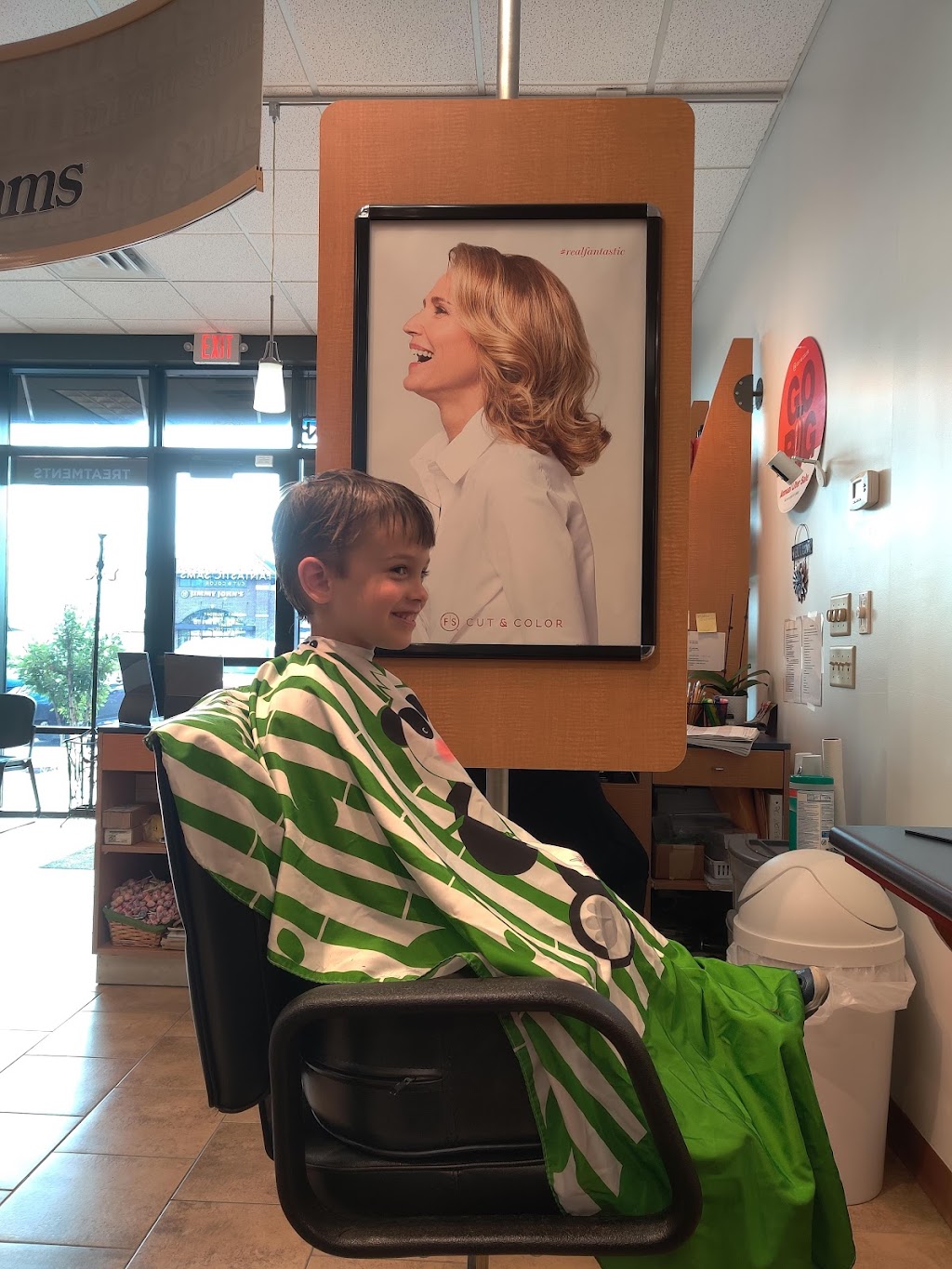 Fantastic Sams Cut & Color | 3833 Lexington Ave N #107, Arden Hills, MN 55126, USA | Phone: (651) 484-0511