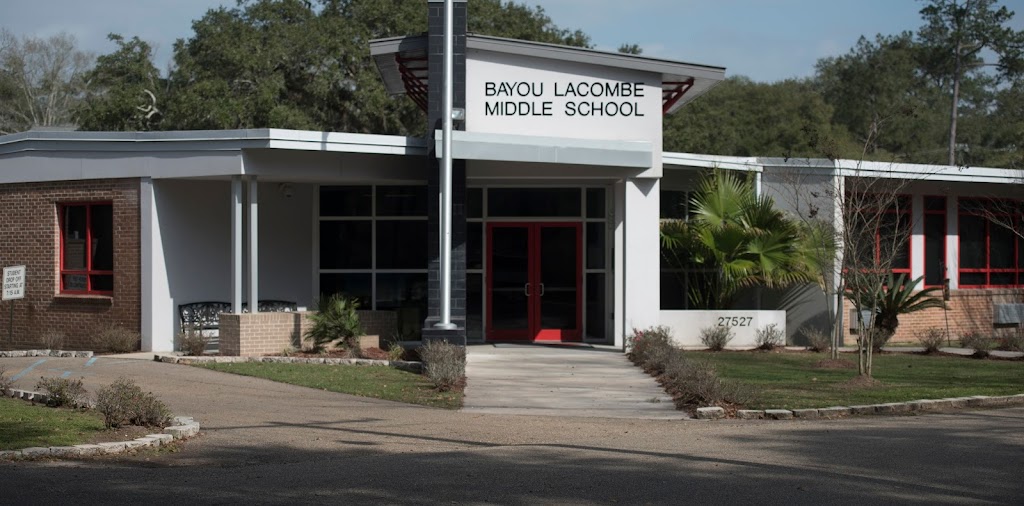 Bayou Lacombe Middle School | 27527 St Joseph St, Lacombe, LA 70445, USA | Phone: (985) 882-5416