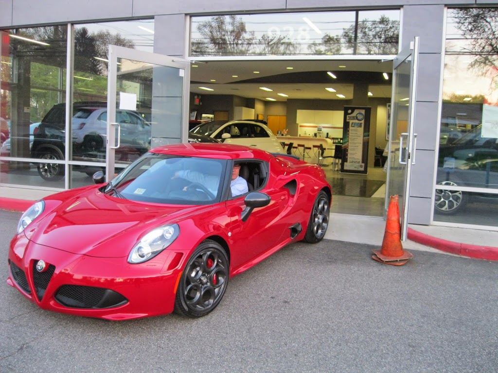 Alfa Romeo of Westbury | 928 Jericho Turnpike, Westbury, NY 11590, USA | Phone: (516) 874-5517