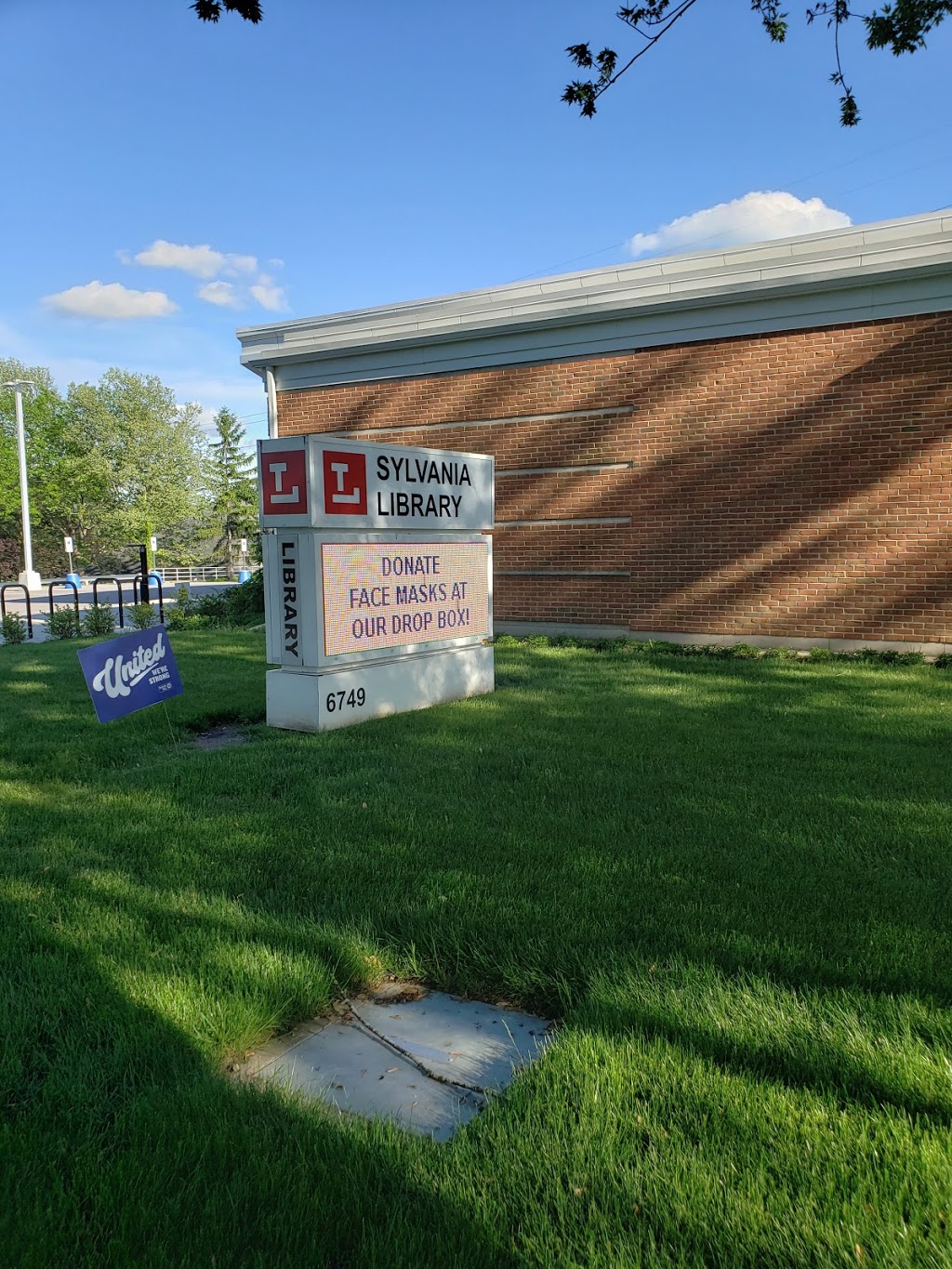 Sylvania Branch Library | 6749 Monroe St, Sylvania, OH 43560 | Phone: (419) 882-2089