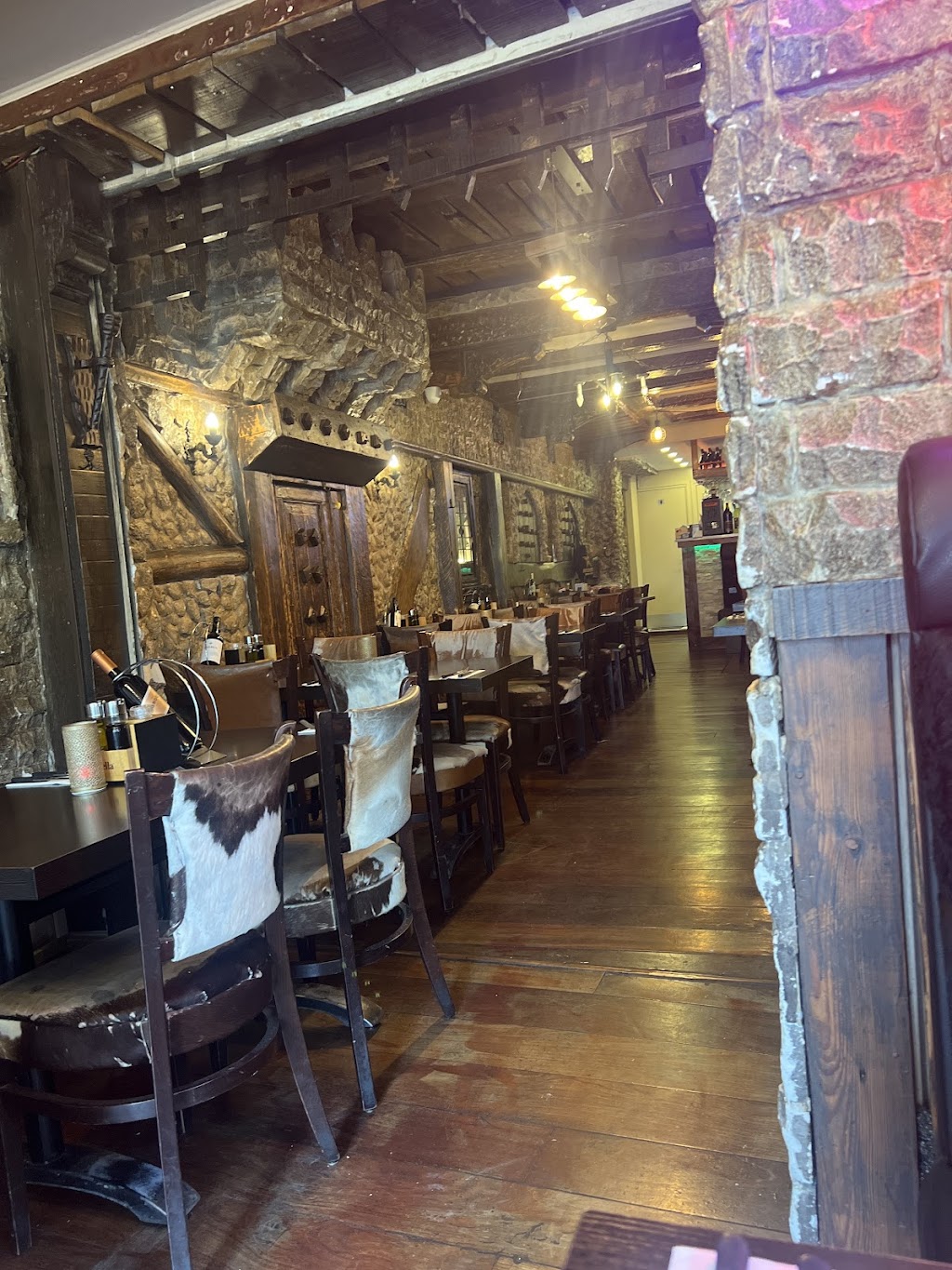 De María Argentinian Grill | Rembrandtplein 38, 1017 CV Amsterdam, Netherlands | Phone: 020 528 7377