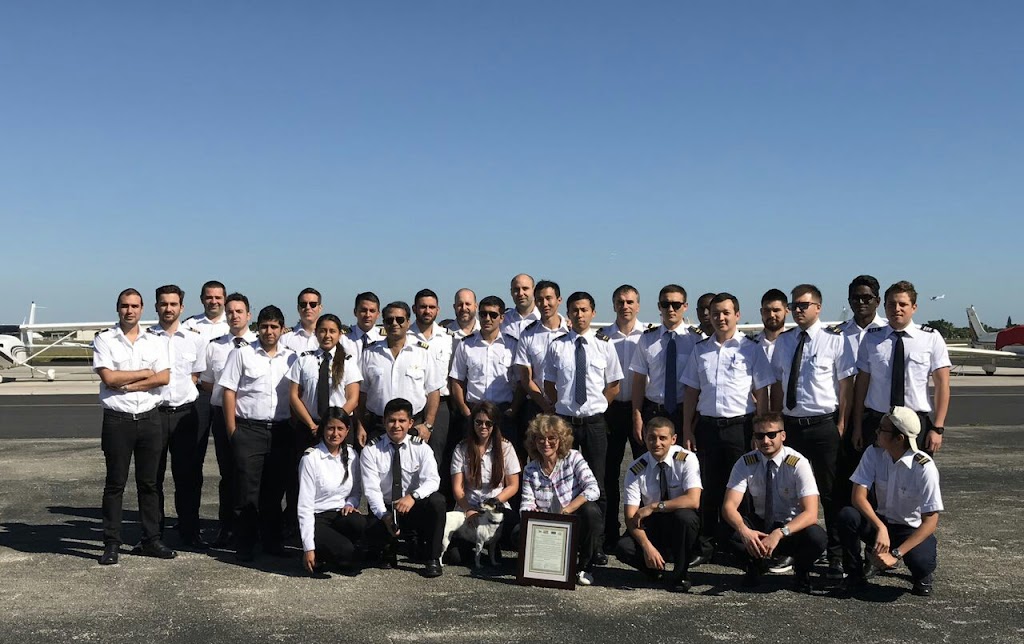 Pelican Flight Training | 33023, 1601 SW 75th Ave, Pembroke Pines, FL 33024, USA | Phone: (954) 966-9750