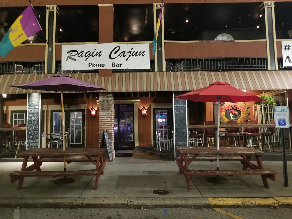 Ragin Cajun Piano Bar | 210 W 3rd St, Alton, IL 62002, USA | Phone: (618) 433-9119