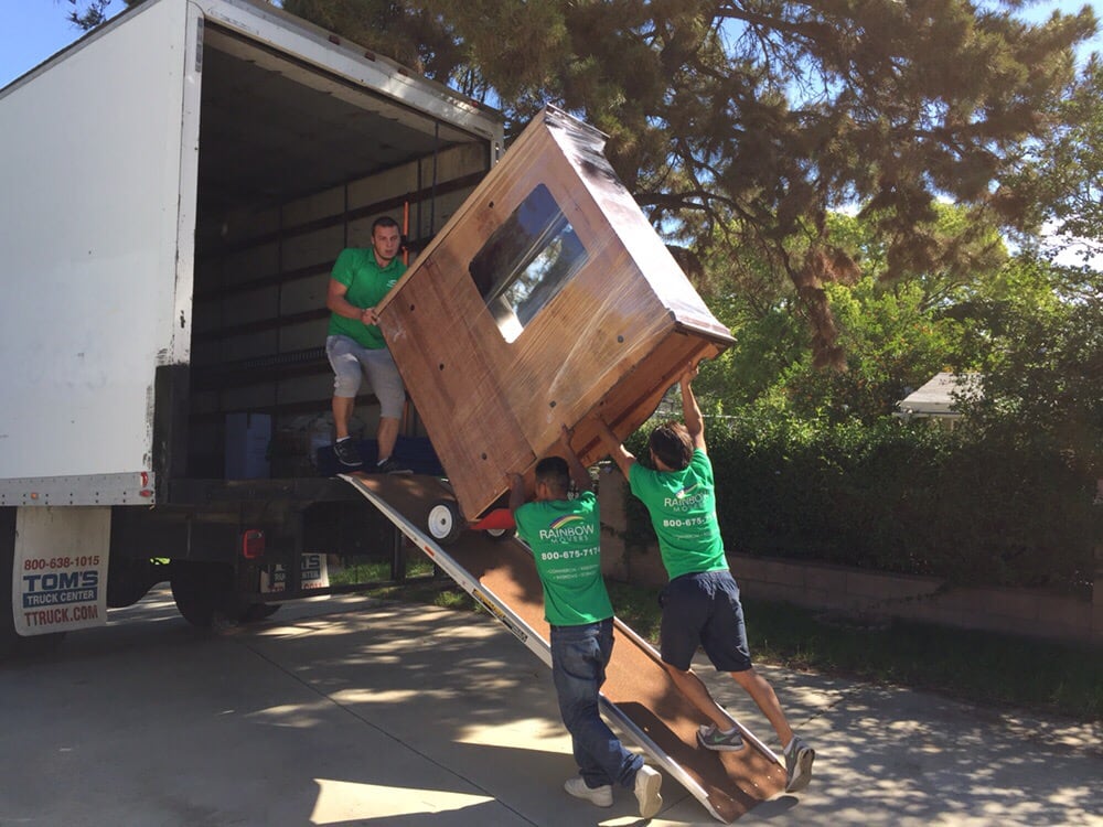 Rainbow Movers | 6121 Malburg Way, Los Angeles, CA 90058, USA | Phone: (323) 570-0606