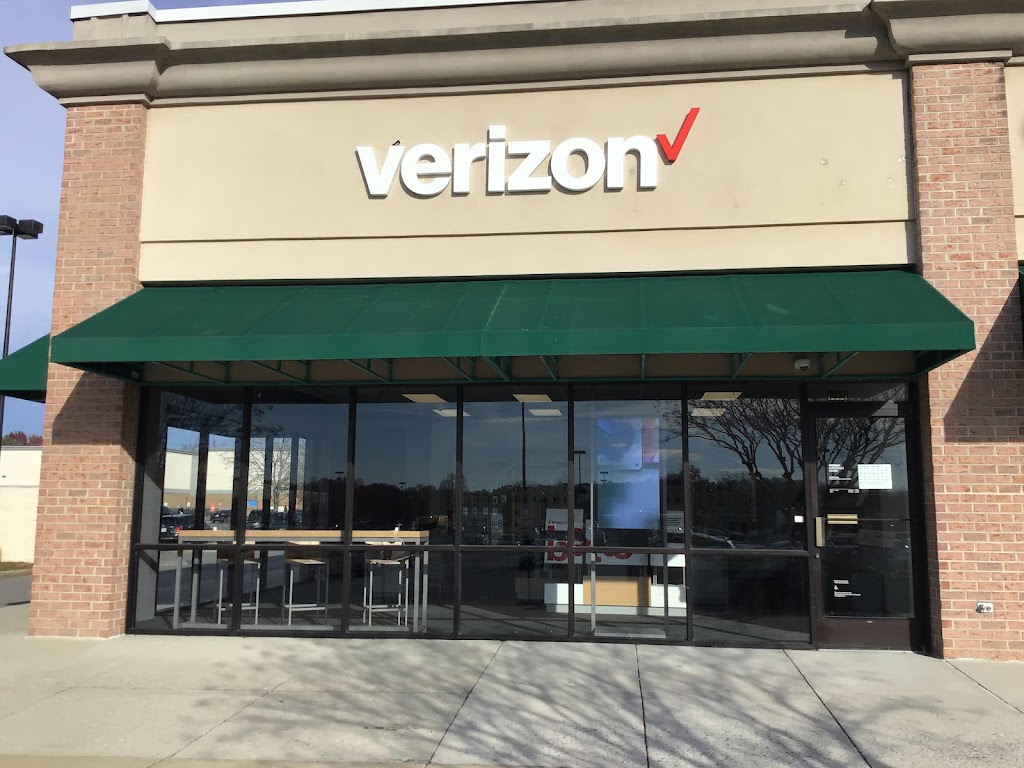 Verizon | 12221 Chattanooga Plz Ste 10, Midlothian, VA 23112, USA | Phone: (804) 744-3222