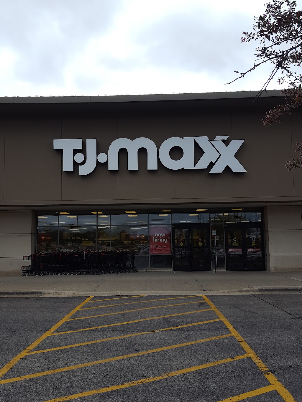 T.J. Maxx | 2155 22nd St, Oak Brook, IL 60521, USA | Phone: (630) 573-9410
