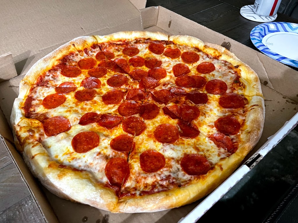 Brunos Pizza | 6750 W Olive Ave #118, Peoria, AZ 85345, USA | Phone: (623) 412-3372