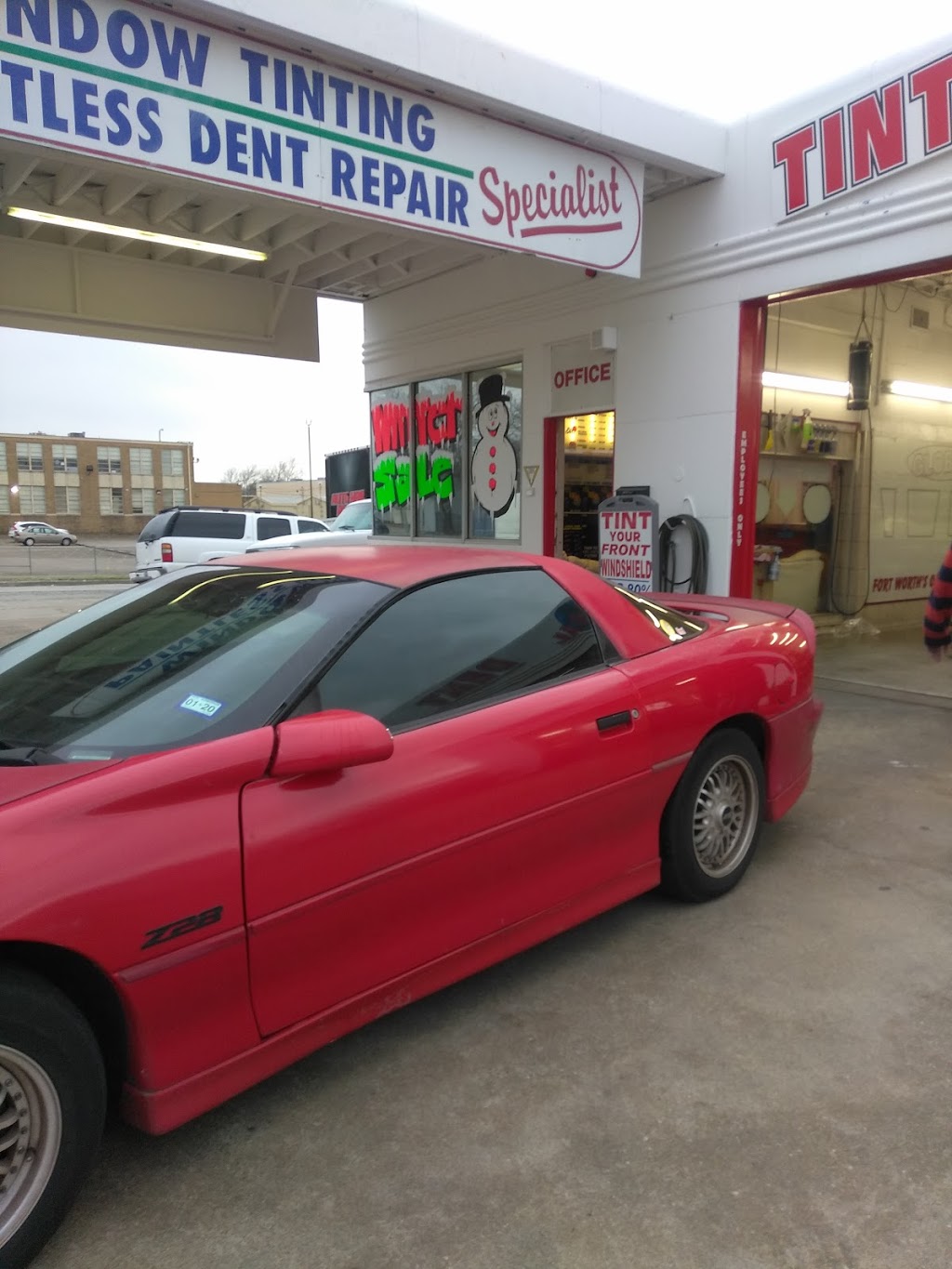 Global Tint & Dent | 3816 McCart Ave, Fort Worth, TX 76110, USA | Phone: (817) 921-3475