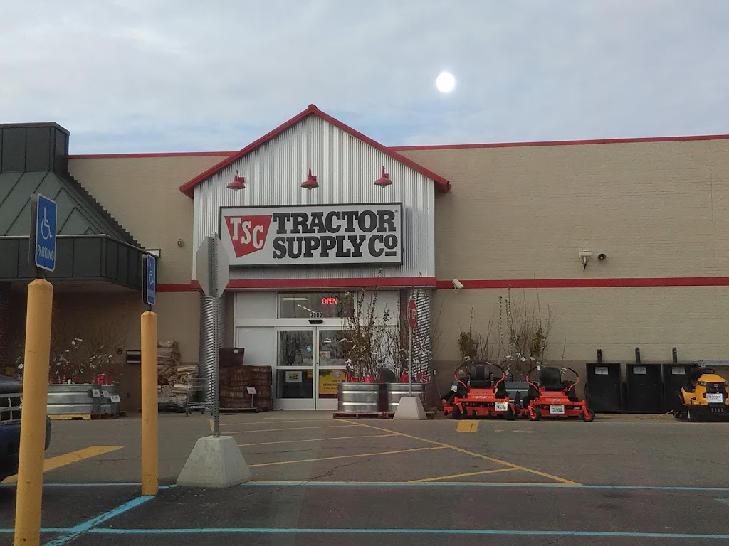 Tractor Supply Co. | 3000 Van Horn Rd, Trenton, MI 48183, USA | Phone: (734) 675-1398